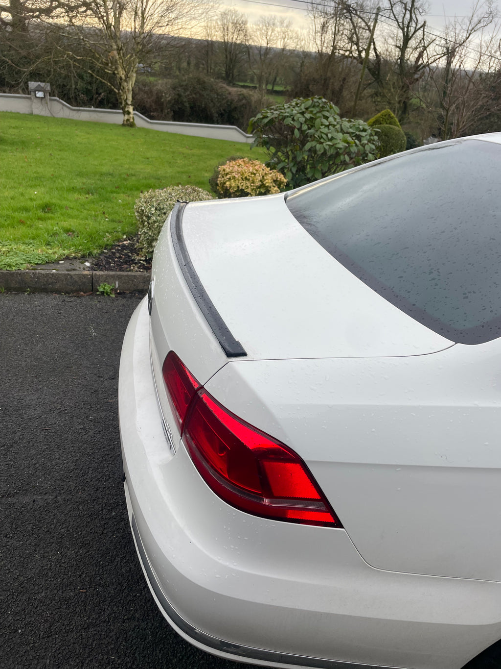 Universal Boot Spoiler Rubber (GLOSS BLACK)