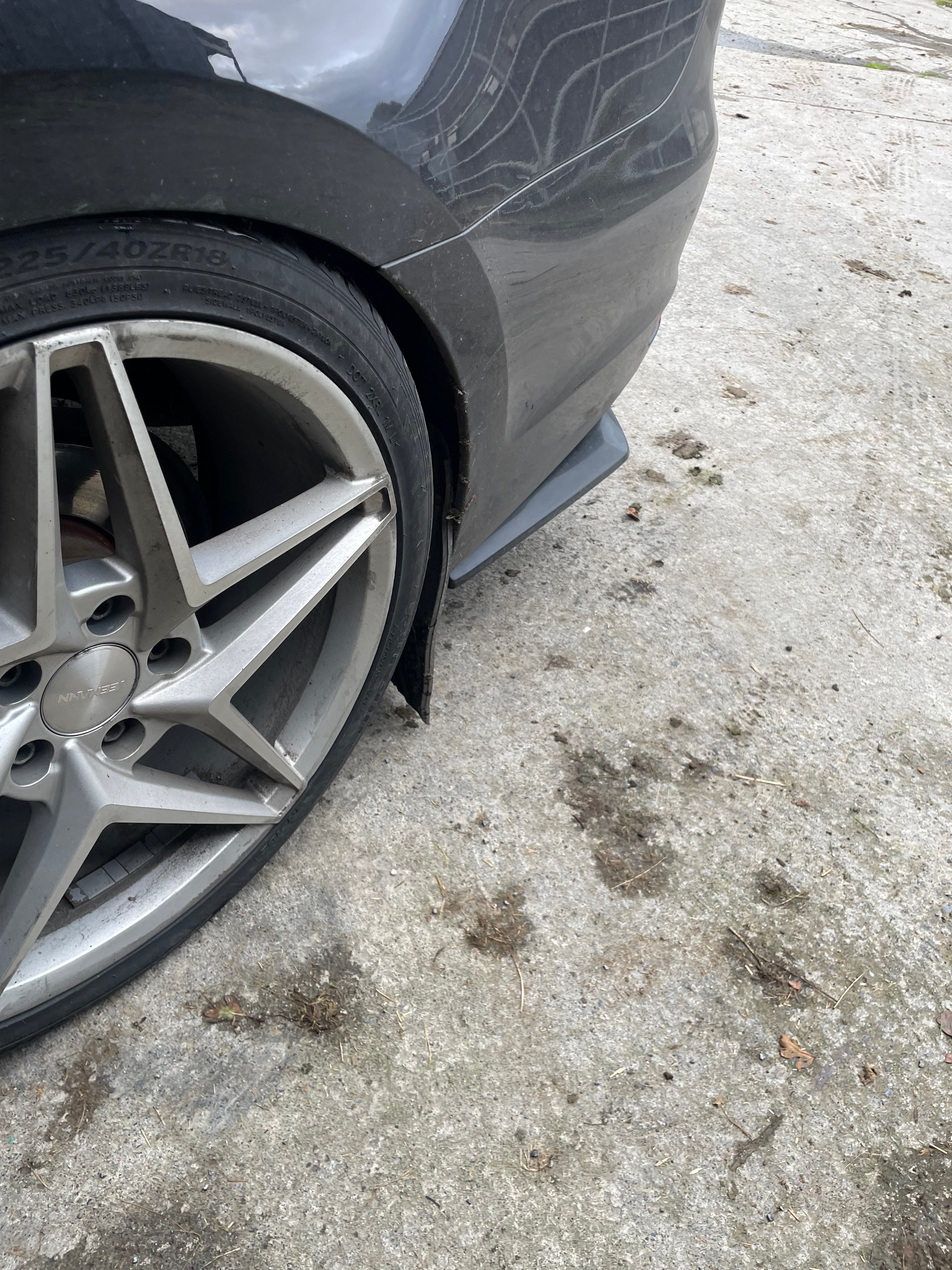 Universal rear spats